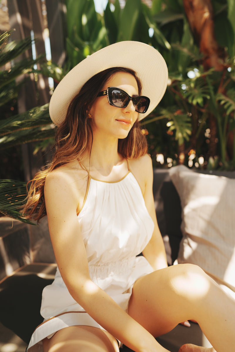 WHITE LINEN ROMPER PLAYSUIT WITH OPEN BACK DETAIL